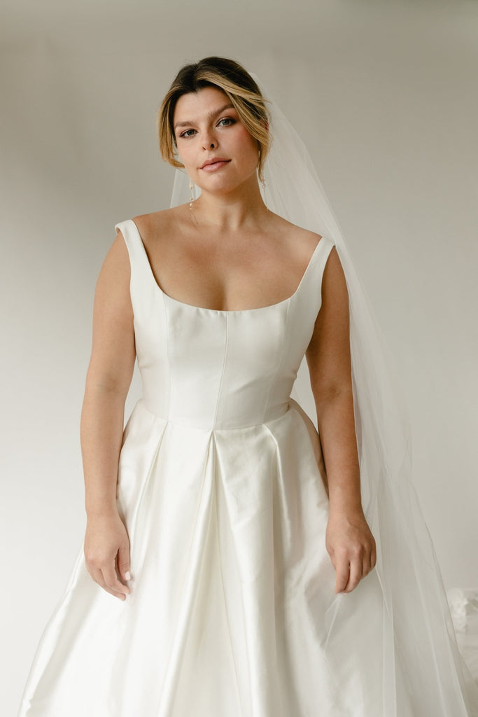 Secret Garden Veil - Carol Hannah