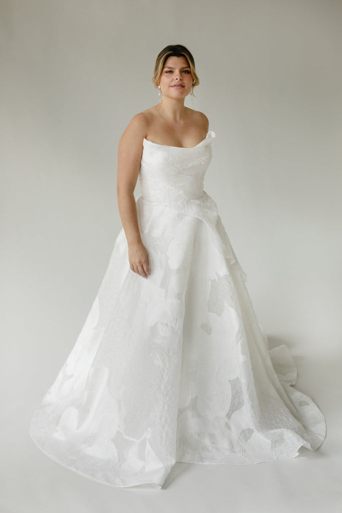 Lavender Haze in White - Carol Hannah