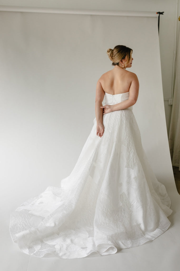 Lavender Haze in White - Carol Hannah