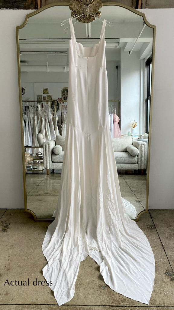 Alabaster Pre-loved (Unaltered, NEVER WORN), size 14 - Shop Carol Hannah