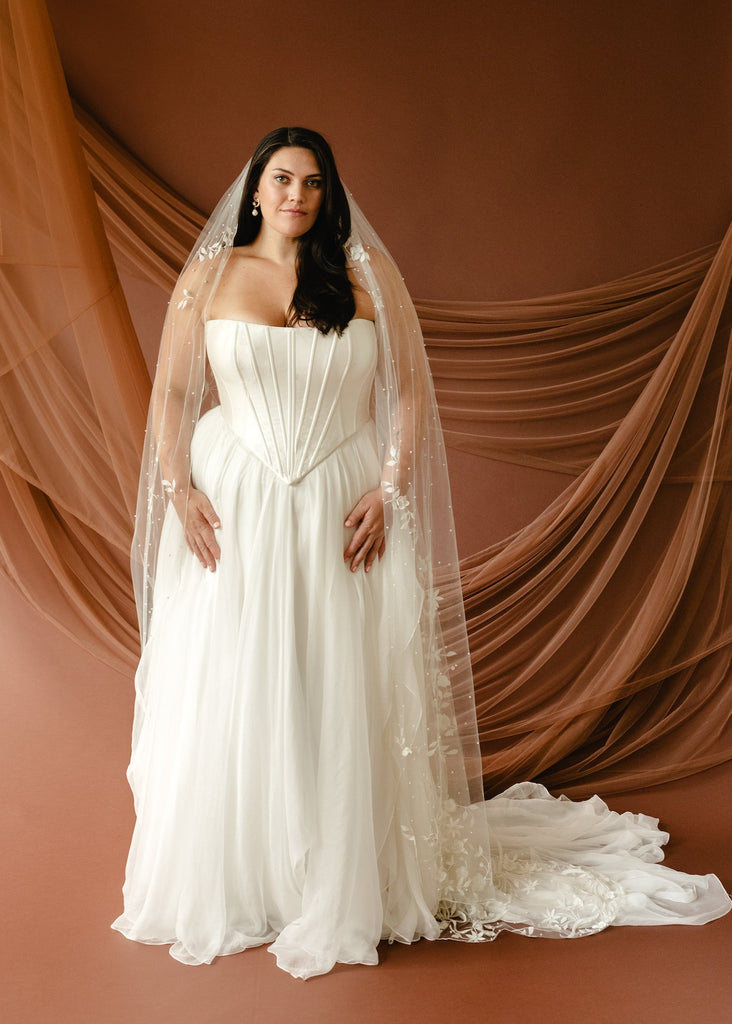 Renata Veil - Carol Hannah