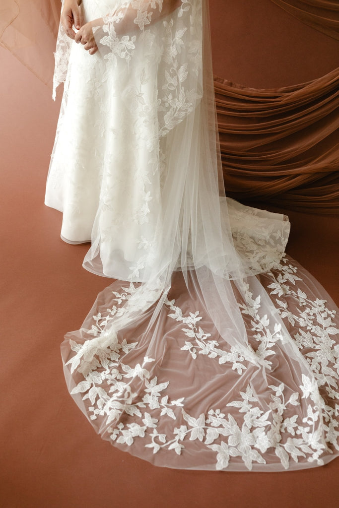 Aurora Veil - Carol Hannah