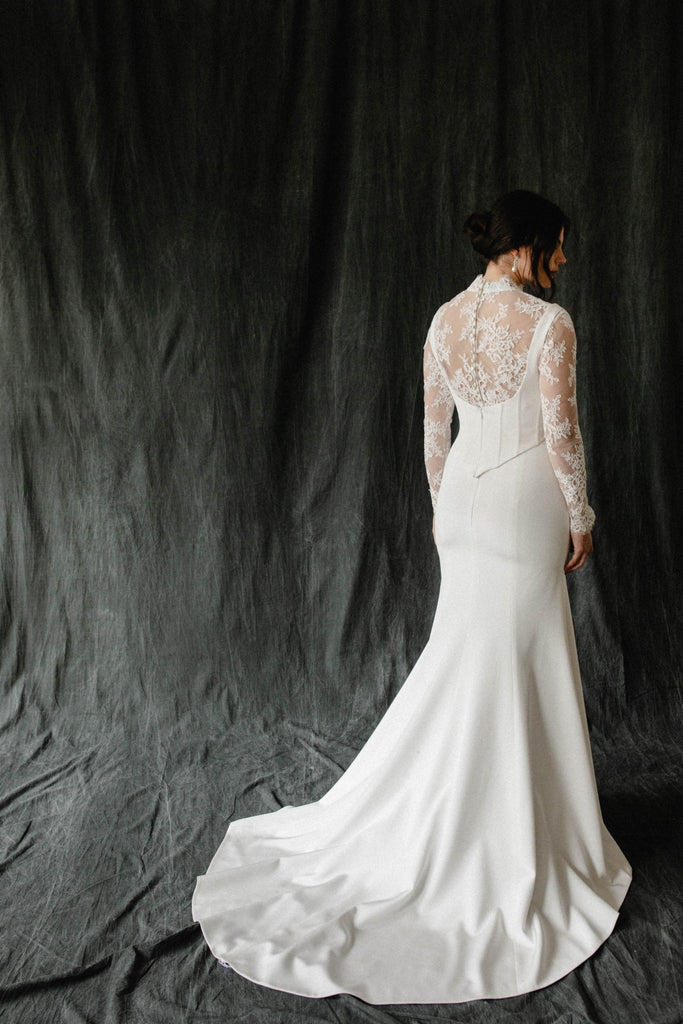 Vara Set wit Underlay - Carol Hannah