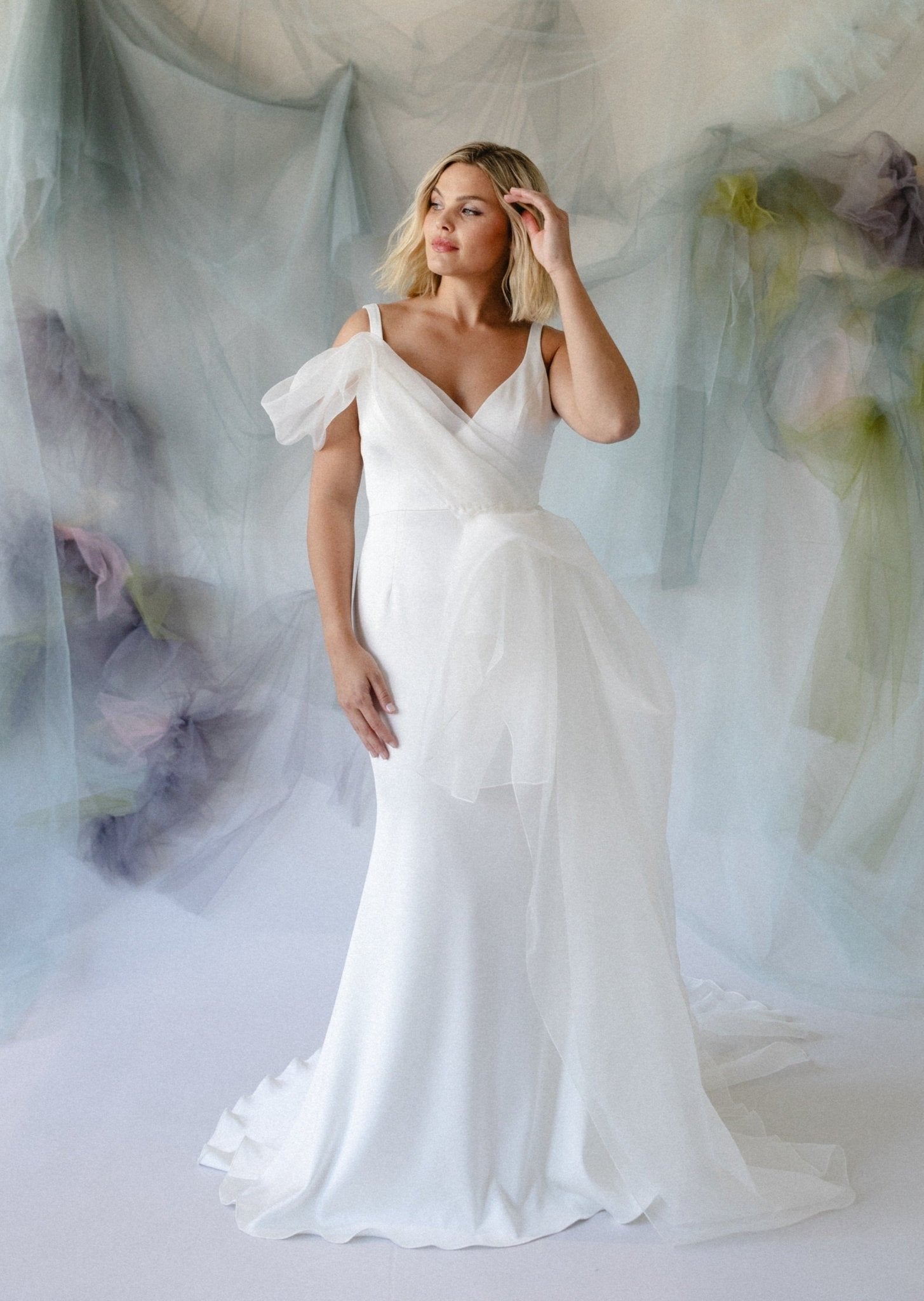 carol hannah bridesmaid dresses [Final Sale] Teal Infinity Wrap Bridesmaid Convertible Dress Teal / Plus Size 2 (AU 16~24 / US 12~20 / EU 42~50) / One Bandeau Included main image 1