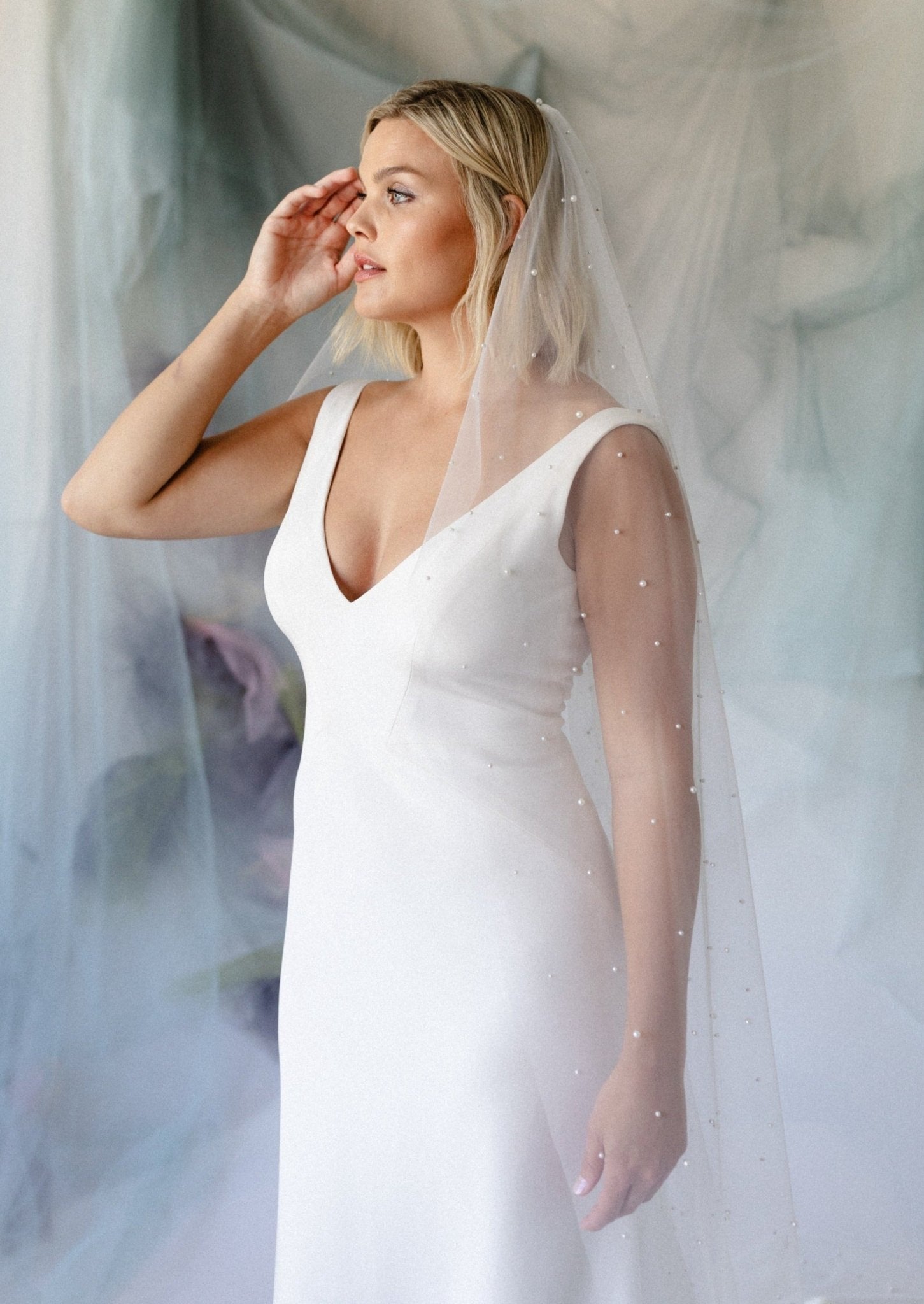 Studded Pearl Veil – Carol Hannah display picture 1